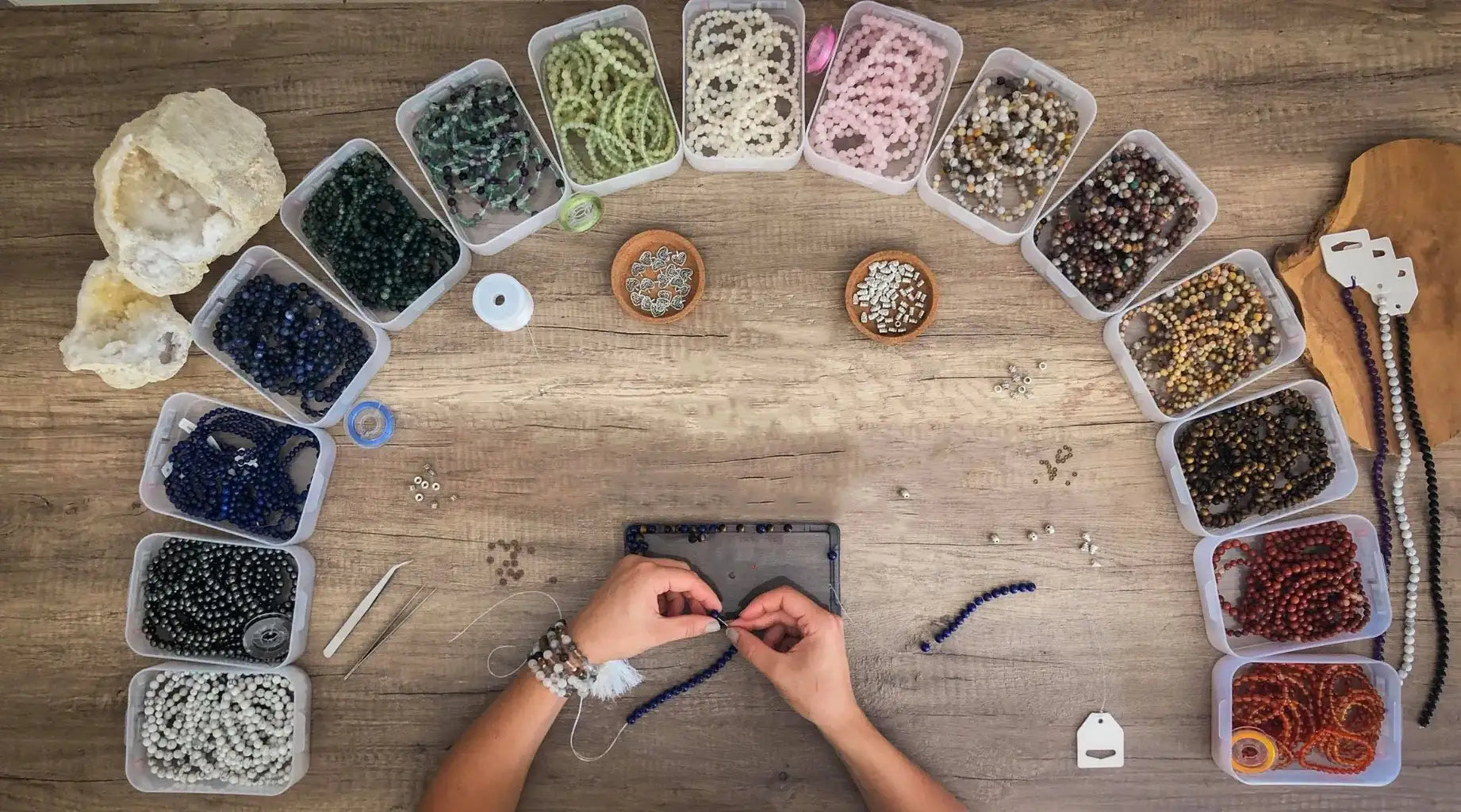 Atelier lithothérapie et événement bien-être avec pierres naturelles